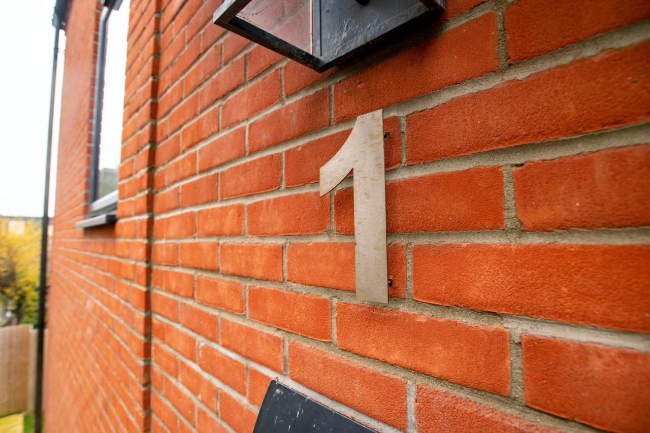 Number One On The Hill Villa Lincoln Exterior foto